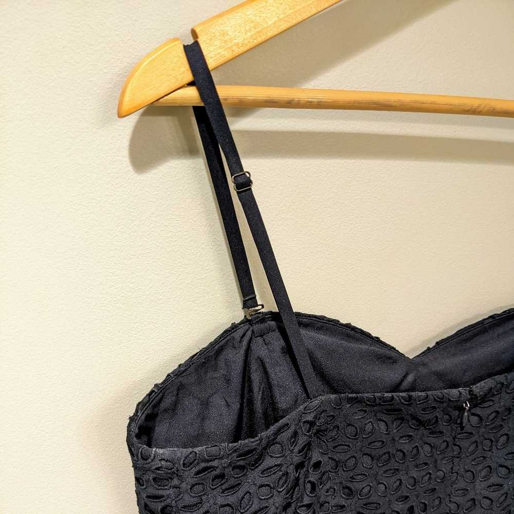 Ann Taylor eyelet lace dress - Picture 7 of 7